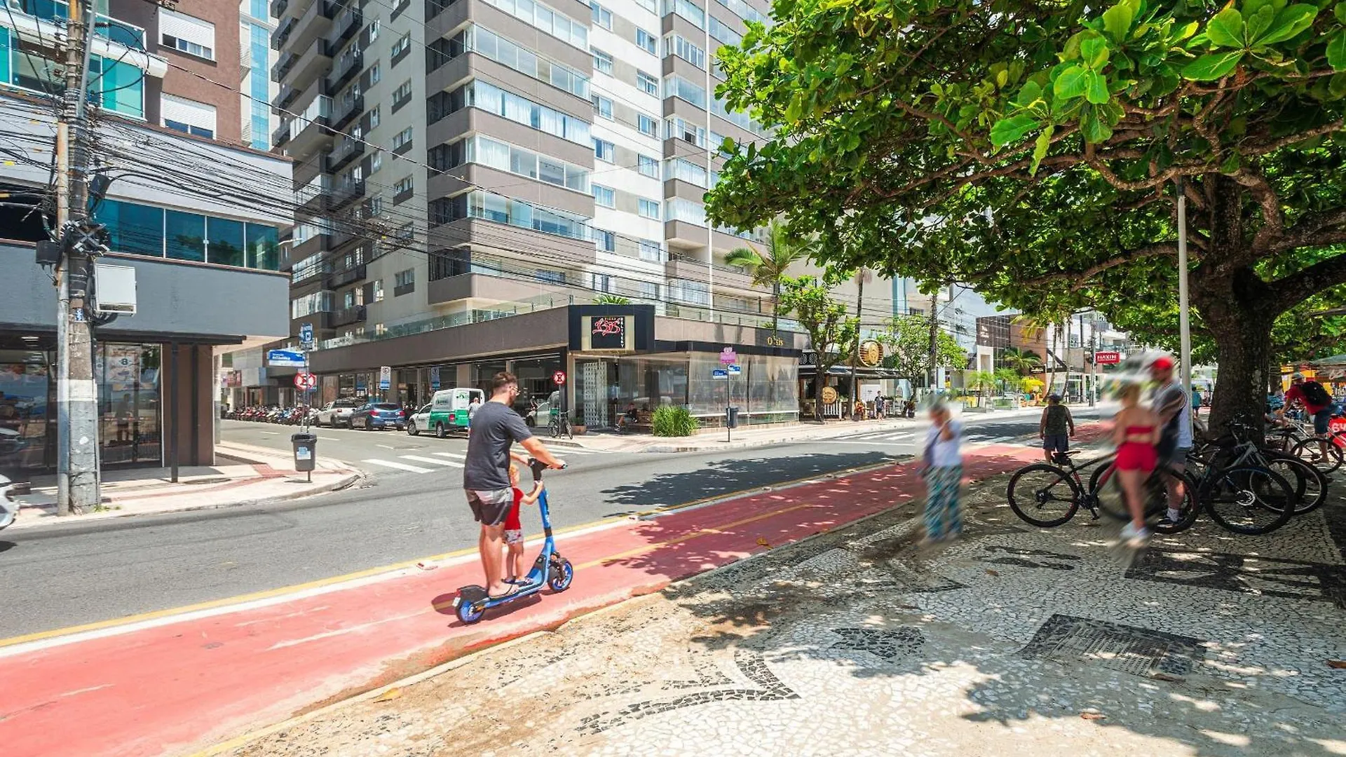 Grja052-Ape Na Av Atlantica | Localizacao Ideal 3Q Balneário Camboriú Nyaraló