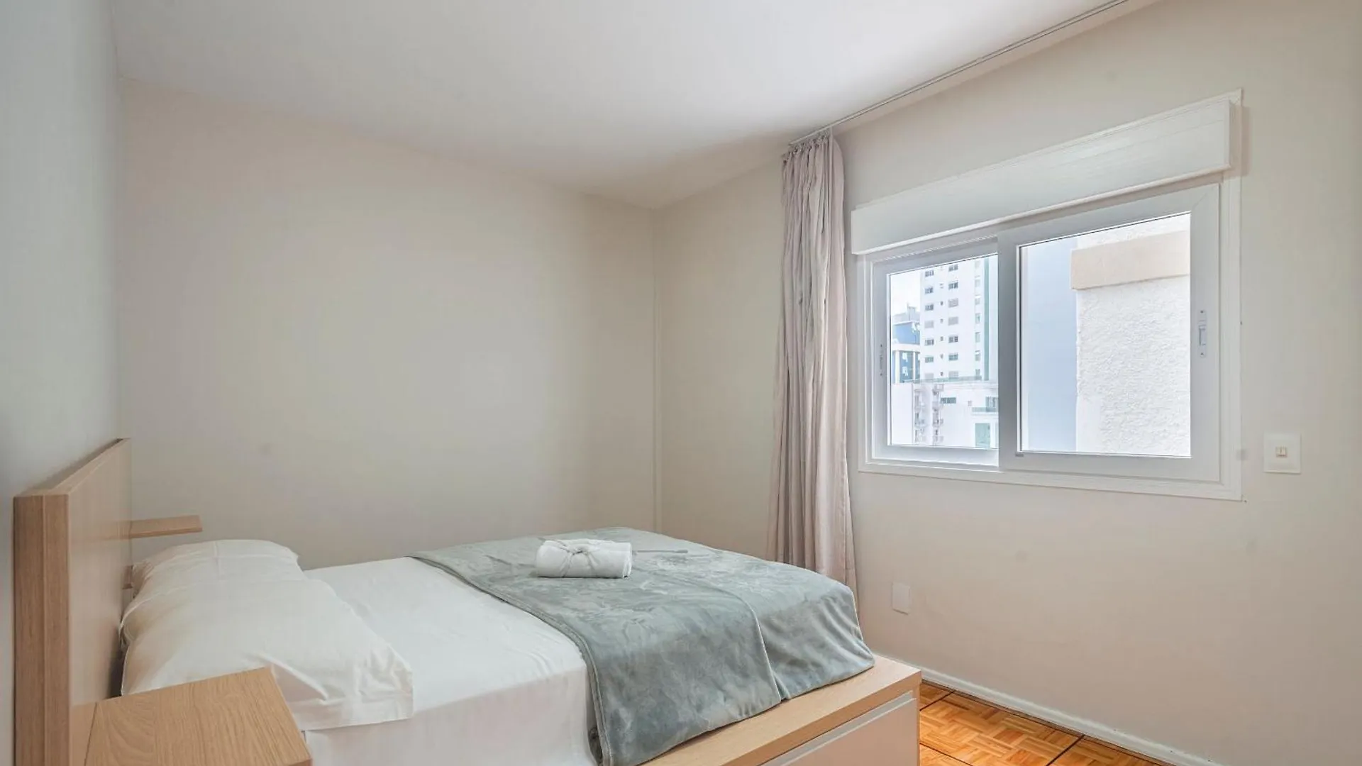 Nyaraló Grja052-Ape Na Av Atlantica | Localizacao Ideal 3Q Balneário Camboriú