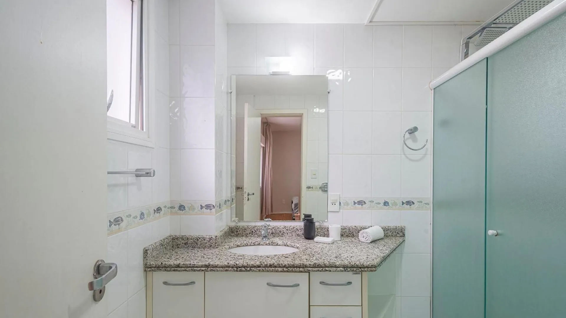 Grja052-Ape Na Av Atlantica | Localizacao Ideal 3Q Balneário Camboriú